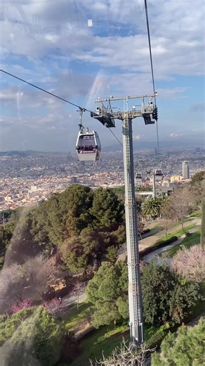 #Barcelona Montjuic Cable Car. #MontjuicCableCar #March26th #Catalonia #cataloniabarcelon🇪🇸 #Spain #España