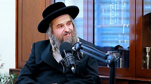 IS USURY (RIBA) PERMISSIBLE IN JUDAISM? Watch Blood Brothers Podcast #66 with Rabbi Elhanan Beck from the Orthodox Jewish Neturei Karta movement: https://youtu.be/IEUH_ApQTWs Search 'Blood Brothers Podcast' on all audio platforms. | 5Pillars