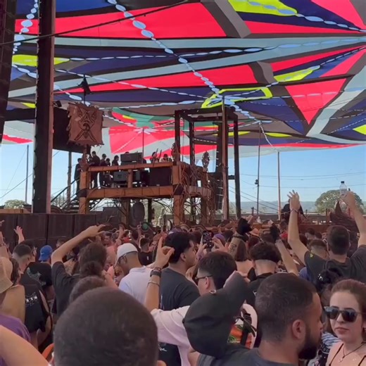 Síguenos en Electrónica Rave🎶 LOUD Live 🔊🎶 Únete a nuestra Playlist Oficial en Spotify 🎶⏯✔️ https://open.spotify.com/playlist/4PzZOAn67ReHInMeJb7ap8 #ELECTRONICARAVE #electronicmusicfestival #psytrance #psytrancemusic #psychedelic #musicislife #Amazing #ravegirl #rave | Electrónica Rave