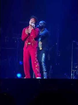 POV: the guy she told you not to worry about 👀 #brunomars #liveconcert #theromantictour
