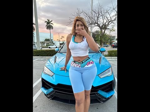 Ángel Fernández (angelferrnandezz): plus size model curvy fashion model wiki