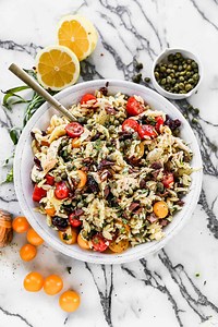 This Mediterranean Orzo Salad is light, fresh, and ready in just 20 minutes—aka perfect for Memorial Day weekend! 🇺🇸 Serve it as a main dish or a fresh side for any BBQ or potluck! | Tastes Better From Scratch