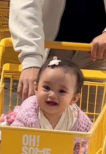 Ayahnya jail clara santuy aja😭😂😂 Siap siap CO onty uncle clara udah ada di keranjang kuning🤭 Masyaallahh tabarakallah💫