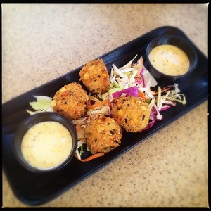 Sea House’s Happy Hour: Decisions, Decisions | Maui Now