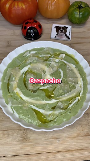 Recette de Gazpacho d'Avocat : Fraîcheur et Saveurs