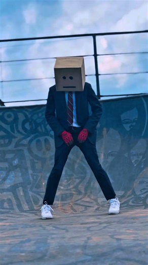 In da club C-Walk / Subzero moves #cripwalk