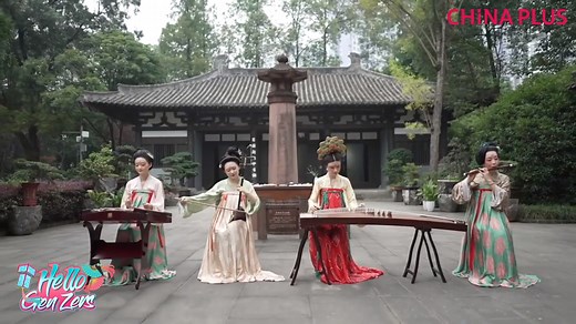 "What a beautiful jasmine flower." The melody of the Chinese folk song "Jasmine Flower" reached international audiences when it was appropriated into Giacomo Puccini's famous opera "Turandot." Does the tune sound familiar? #GenZers #HanfuCraze | China Plus Culture