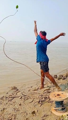 7.1K views · 18 reactions | Hunting a Massive 95kg Fish Using an Amazing Hook Technique #fishing #fishinglife #fish | Rural fishing | Facebook