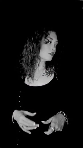 12K views · 9.6K reactions | Fools Rush In PSE Cover #longlivethequeen #serendipitous_sign #pse #signlanguage #hardofhearing | Serendipitoussign | Facebook