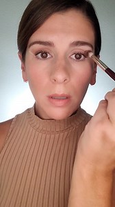 25K views · 713 reactions | One of the most common "makeup struggles" I hear about is applying eyeshadow on hooded eyes. Hooded eyes are beautiful but they do require a different approach when it comes to eye makeup. This little trick is a great way to ensure that your eyeshadow always beautiful on your hooded eyes! Feel free to leave any questions below! ❤️ | Kate Talbert: Makeup Made Simple | Facebook