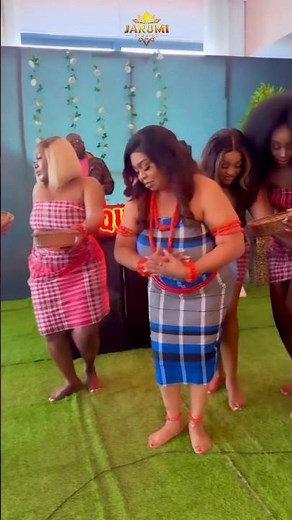 Uche Jombo, Jennifer Eliogu, Uche Montana Dancing #shorts #2027
