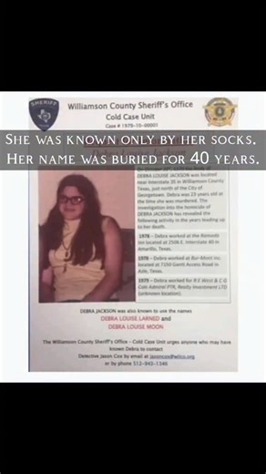🕯️ CASE FILE: The Identity of Debra Jackson – Solved by a Hair and a Sister’s Memory Location: Georgetown, Texas, USA Date of Discovery: October 31, 1979 Victim: Debra Jackson, 23 (unidentified for 40 years) Perpetrator: Henry Lee Lucas (confessed, later recanted; true k*ller unknown) Anomaly: Cracked by a strand of hair, a DNA match, and a sister who never stopped searching. On Halloween 1979, a woman’s body was found near Interstate 35 in Georgetown, Texas. She had been s*xually assaulted and