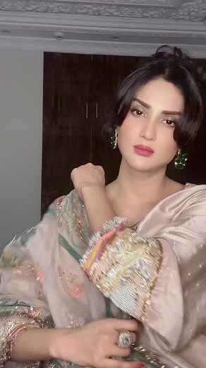 Temporary Pyar: Kaka's New Song Featuring Fiza Ali