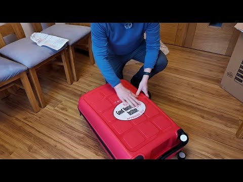 Tripp Holiday 8 Large Suitcase Review.