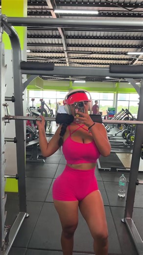 Videos de MARGARITA BRAVO (@markatabravocha) con “sonido original - Elvia R 💘ᥫ᭡”