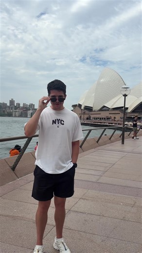 Exploring the Beauty of Sydney Opera House
