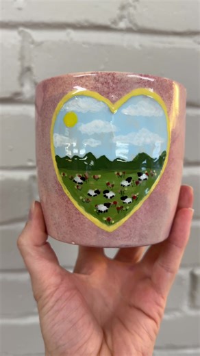Cute mug transformation #ceramicpainting #ceramicstudio #ceramicpaintinginspiration