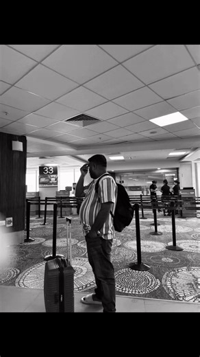 Some random clicks, #airport vibes #travellers | Vinay Mehta