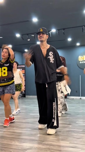 BadBoy Jennie Zumba Dance Routine – Suraj Sunar Version