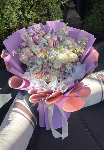 Creating Beautiful Bouquets with Pastel Colors