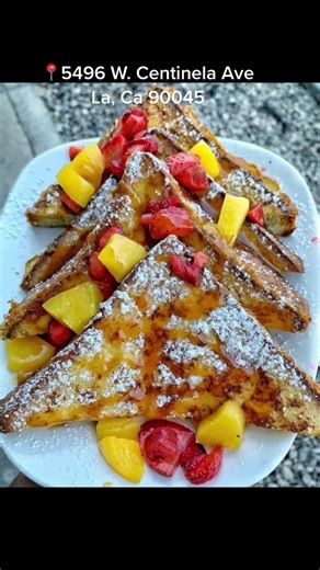 #FrenchToast like no other.. #TheCourtCafeInc #MimosaTower #brunchLa #goodeats #KeepItRealMeals