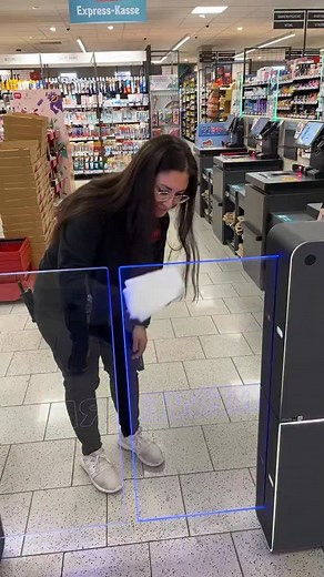 🎬 Spaß an der Arbeit. Das ist alles, was zählt. Wenn du liebst, was du tust – kommt der Rest von ganz alleine. 💪✨ Dein REWE Team Herröder | REWE Markt Herröder OHG