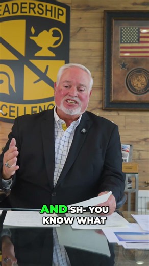 Mayor Asks Gangs to Fight ICE: National Disgrace! #shorts