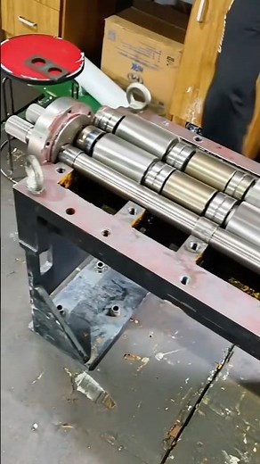 How a twin screw extruder gearbox working? #gearbox #reducer #extruder #gearunits #plastic #rubber