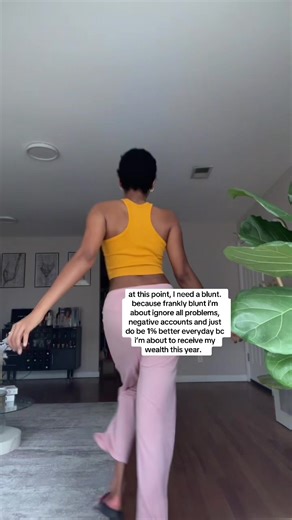 struting on these problems #strut #modelwalk