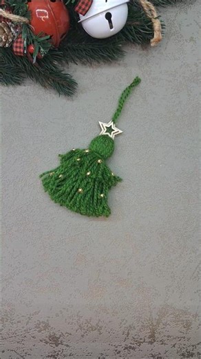 Don’t Throw Away Yarn! 🎄 DIY Christmas Tree from Yarn