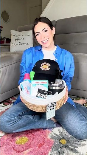 Make a housewarming gift basket with me🧺💕