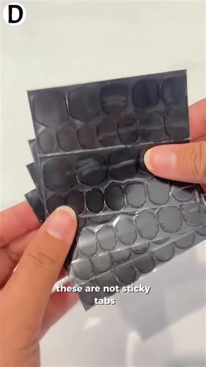 Maky Thomas on Instagram: "The upgraded solid nail glue tabs • ⁠❥ Order in bio ⁠❥ Follow for more!💕 • #pressons #acrylicpressonnails #custompressonnails #y2knails #pressonnails fakenails nailinspo nails nails nails pressonnails nailglue nailsvideotutorial fp fy darknails floralnails flowernails mindful demure cutesy"