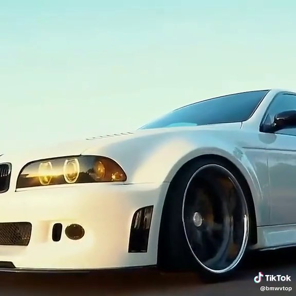 Exploring the BMW Club Lifestyle