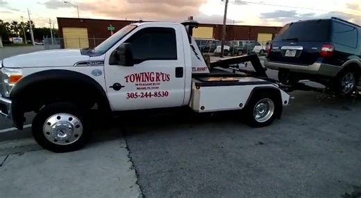 ¡Cuando se trata de servicio de remolque! Grúas Towing R’Us es la solución y la seguridad a tu situación. Nosotros te proveemos un servicio rapido, y confiable en todo el condado de Miami-Dade. Llámanos #GruasMiami #ServicioDeGrua #TowingMiami #MiamiTowing #GruasTowingRUs