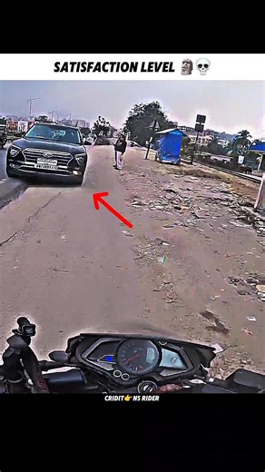 Satisfaction Level 🗿👽 #bikerider #ns200 #cardriver #viralvideo