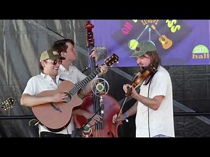 AJ Lee and Blue Summit "I'm A Believer" at Bluegrass in La Roche 2025