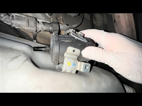 How to change the fuel filter on a Renault Kwid