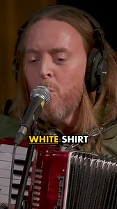 837K views · 17K reactions | If you keep a bit of an eye on me you may know I’ve kept a bit of an eye on Billie Eilish  Here’s my Bad Guy cover for Like a Version back in 2021. She’s a genius! Full vid: https://www.youtube.com/watch?v=H3BbtND_DAI #DigitalHouseOfTimothy #Backstory #BillieEilish #LikeAVersion #TripleJ #BadGuy #Covers #CoverSong #CoverSongs Billie Eilish triple j FINNEAS | Tim Minchin | Facebook