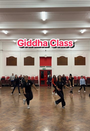 This week’s cutesie giddha class 🌺 We had so much fun dancing and doing giddha together! Why not try something different this year and pick up a new skill? Send us a message to get involved xx #ladiesfitnessldn #giddha #bhangra #dancer #fyp