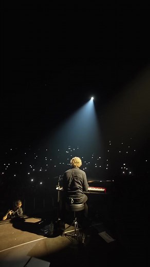 Finding Self-Love: Overcoming Insecurities and Embracing Vulnerability