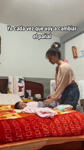 12K views · 54 reactions | La hora de cambiar el pañal 蠟#mamaybebe #mamaprimeriza #bebe | Nicole Bersani | Facebook