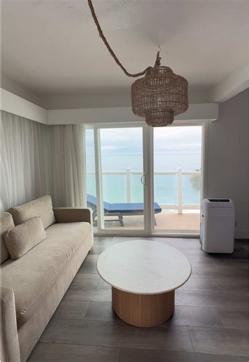 Capri Laguna sits directly on the beach at 1441 S Coast Hwy in Laguna Beach, with direct sand access right outside your door. Guests love the ocean view rooms, the heated pool, and the patios perfect for watching the sunset ☀️🌊 Book your beachfront stay through TikTok GO. #visitcalifornia #laguna #hotel