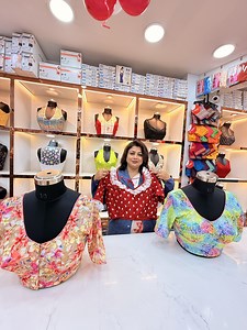 1K reactions · 18 shares | হাওড়াতে শুরু হয়ে গেলো পুজোর কালেকশনের মেলা | ২০২৫ দুর্গা পুজোর ব্লাউজ কালেকশন জলের দামে | Digital Tutorial | Facebook