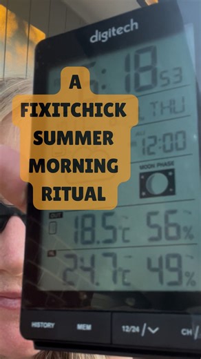 The FixIt Chicks on Instagram: "UPDATE: 7.50am Inside: 23.6’C Outside: 22.3’C UPDATE 8.15am (at shutdown) Inside 24.3 ‘C (shut down cos inside was going up again!) Outside: 24.5’C Numbers are important … especially when you’re trying to keep a comfy temp in your house. For summer .. between 19-24 ‘C is ‘comfortable’ for most people and with fans it can be pushed up a bit but knowing the temp can really help manage your home. Every morning I purge the house of heat. It helps with a bit of cross v