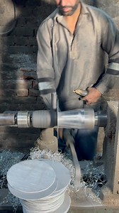 ✨ The Art of Crafting Aluminum Utensils on Vintage Machines ✨ 🔧 Ever wondered how high-quality aluminum utensils are made using old but reliable machines? It’s a fascinating blend of tradition and precision that transforms raw aluminum into durable and beautiful cookware! 🔥 From metal spinning to detailed polishing, these utensils showcase the unmatched skills of traditional craftsmanship. They’re more than just tools for cooking—they’re a legacy of hard work and ingenuity. 📸 Check out this t