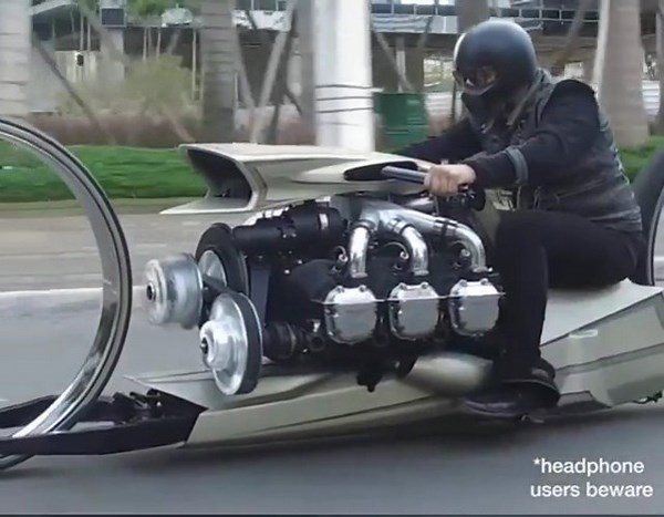 285K views · 3K reactions | Hubless wheels, floor-scraping stance, and an engine taken from an airplane... this is the TMC Dumont! Would you ride it? Get the sound on for when this fires up, too ‍ #TMCDumont #motorcycle #motorcycles #conceptmotorcycle | Visordown | Facebook