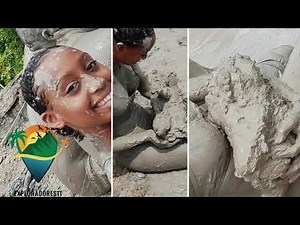 L’eau Michel Mud Volcano