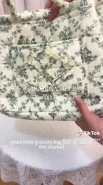 Okay, this French quilted tote is seriously so cute — and crazy useful. Like, you can use it for everything: travel, shopping, gifts, car organization, work, gym, even as a Bible study bag, snack storage, Easter basket, baby shower... literally everything. It's perfect.🤩 😇#storagehacks #carstorage #momlife #weeklydeals #festivalessentials