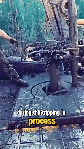 1K views | Connecting Drill Pipes During The Tripping In Process! #drilling #tripping #pipes | Ciano Enelyn | Facebook