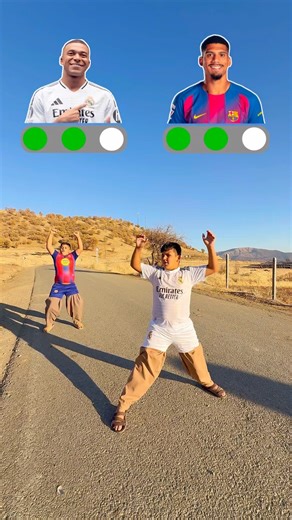 Mbappe vs Araujo Nutmeg Battle!🔥Trending YouTube Challenge #shorts #mbappe #barcelona #vivia al a